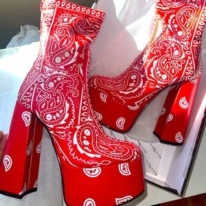 Nicolette Nichelle Clarke Boots